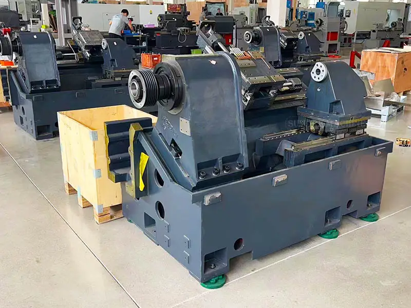 τόρνος cnc με κεκλιμένη βάση 2